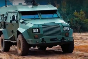 ВСУ провели успешные испытания бронеавтомобиля "Барс-8"