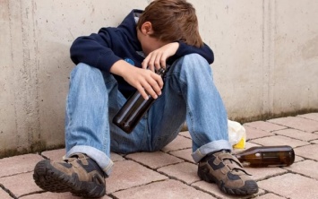 На городских улицах подбирают подростков в состоянии алкогольного опьянения