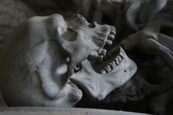 Археологи впервые собрали череп Денисовского человека