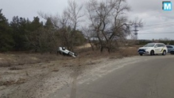 В Энергодаре перевернулась легковушка с пьяным водителем за рулем (Фото)