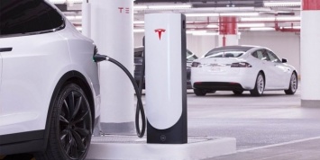 Уже на этой неделе Tesla запустит новую версию Supercharger V3