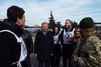 Станицу Луганскую посетила представитель Красного Креста