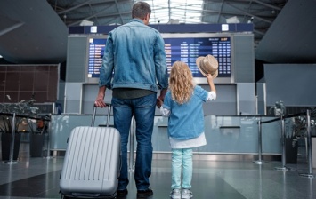 Как отправить ребенка за границу: правила выезда 2019