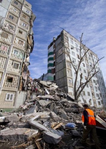 Погибнуть в фекалиях: Многоэтажка в Курске рискует рухнуть из-за бездействия ЖКХ