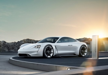 На электрический Porsche Taycan получено более 20 тысяч предзаказов