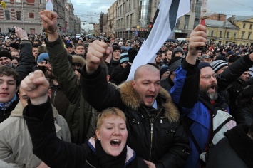 Россияне взбунтовались против Путина, люди массово выходят на улицы: начались аресты