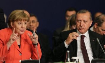 Турция выслала двоих немецких журналистов