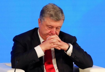 Главное за ночь: побег Порошенко, свадебный позор Путина и восстание против президента
