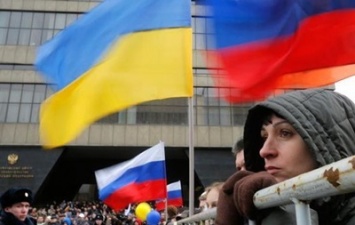 Социологи рассказали о теплых взаимоотношениях россиян и украинцев