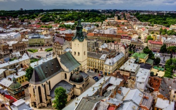 Во Львове утвердили туристический сбор: детальные расценки и кому придется платить
