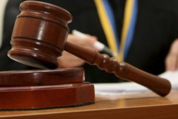 Арестант пытался совершить самоубийство на заседании суда в Киеве