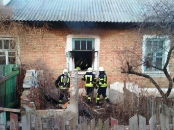 Недоброе утро: двое мужчин пострадали во время пожара в Коммунарском районе