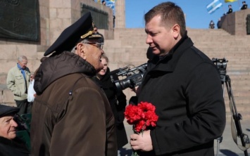 Андрей Гордеев поздравил херсонцев с 75-летием освобождения города от фашистских оккупантов