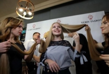 Киевлянка установила рекорд Украины по длине волос (видео)