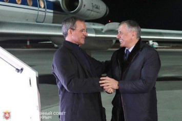 Делегация французских политиков прибыла в Крым
