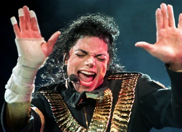СМИ: Первый канал снял с показа фильм о педофилии Майкла Джексона