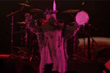 Концертное видео от Пикника - У шамана три руки