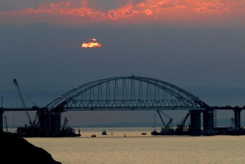 Керченский мост собирает свои жертвы: «20 тысяч тонн»