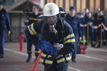 Самыми сильными пожарными-спасателями на Николаевщине оказались южноукраинцы