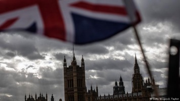 Комментарий: Британцы и "Брекзит" - запутать, отложить, проиграть