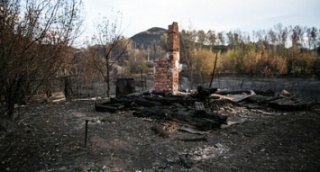 «Красная жара»: боевики применили тактику «выжженной земли» на Донбассе