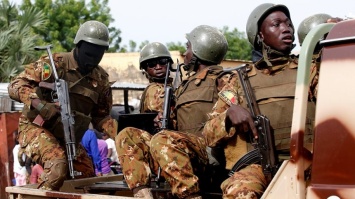 В Мали боевики атаковали военную базу, погибли 16 человек