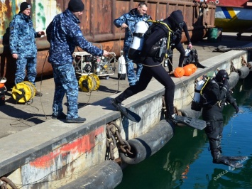 В Одессе тренировались флотские водолазы (фото)