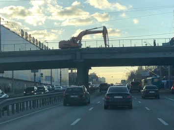 Как демонтируют Шулявский мост