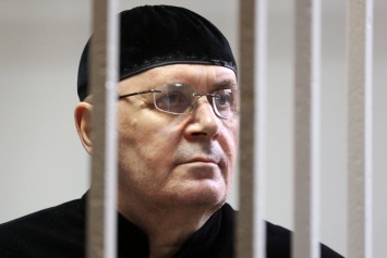 Оюба Титиева приговорили к четырем годам лишения свободы