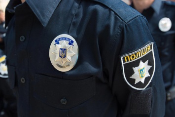 Под Киевом со стрельбой задержали нетрезвого водителя, который грубил полицейским и чуть не сбил нескольких человек