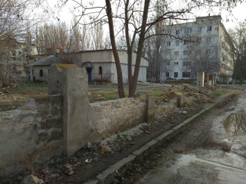 Глава администрации Армянска проверил состояние улиц и многоквратирных домов