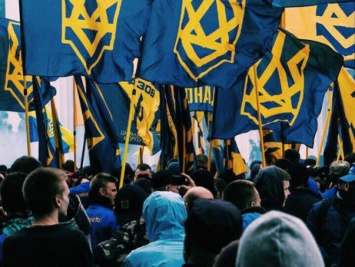 Побоище произошло на митинге Порошенко: "Позор"