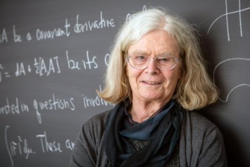 Абелевскую премию по математике впервые присудили женщине