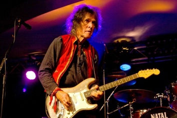 Умер известный британский гитарист, работавший с Оззи Осборном и Deep Purple