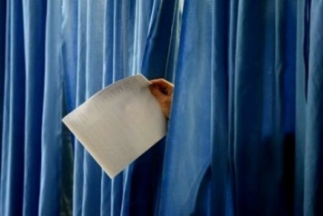За селфи в кабинке и другие нарушения тайны голосования могут лишить свободы