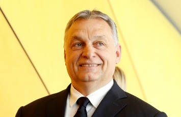 Партию Орбана исключили из Европейской народной партии