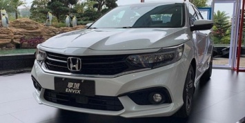 Новый седан Honda Envix добрался до китайских автосалонов