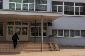 ЧП в оккупированном Крыму: школьницы отравились неизвестными лекарствами