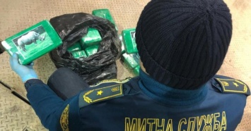В Одессе таможенники нашли в контейнере рекордную партию кокаина (ФОТО)