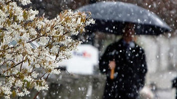 Снег и похолодание! Весна изощрено издевается над украинцами. Ветер будет сбивать с ног