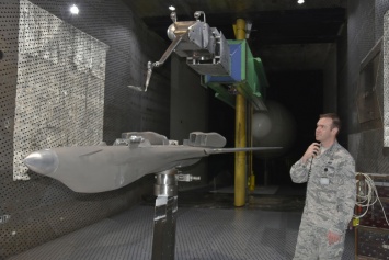 В США испытывают модель модернизированного бомбардировщика B-1B