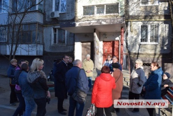 Николаевцы заявили, что их дом обманным путем передали на обслуживание управляющей компании