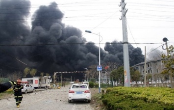 Взрыв на заводе в Китае: число жертв достигло 44