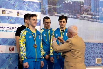 Одесские пловцы привезли из Днепропетровска два десятка медалей