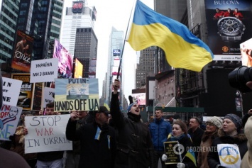 ''Здравствуй, Украина!'' В Крыму признали победу над ''путинским ф*шизмом''