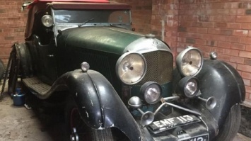 30 лет простоявший в гараже Bentley продали за 40 млн рублей