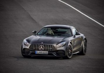 Domaniq поддал «лошадей» юбилейному Mercedes AMG GT C Edition 50