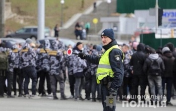 В центре Киева протестовали 5000 человек