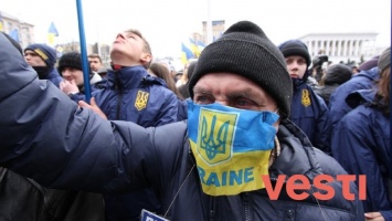 "Пенсию поднимайте, бл**ь": на митинге в Киеве видели маргиналов