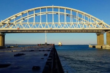 В России признали бесполезность Крымского моста